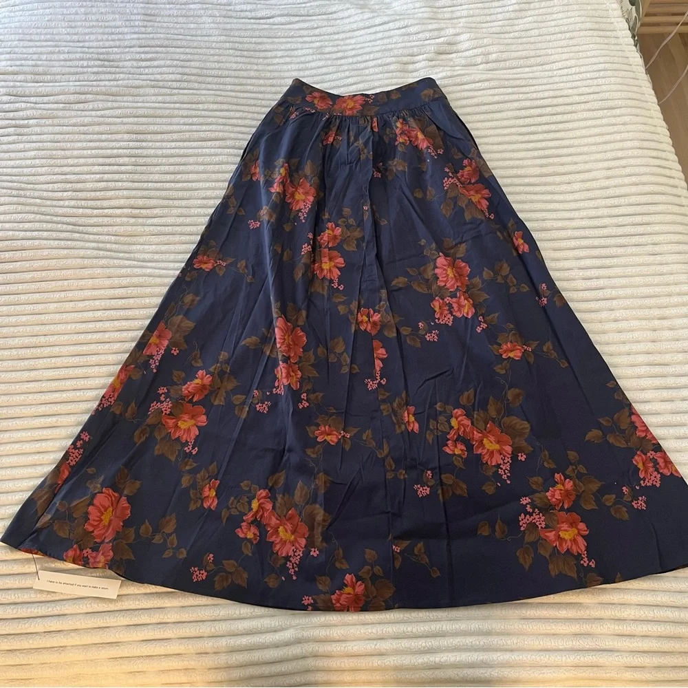 Reformation Amor Two Piece Set - Picture 9 of 16